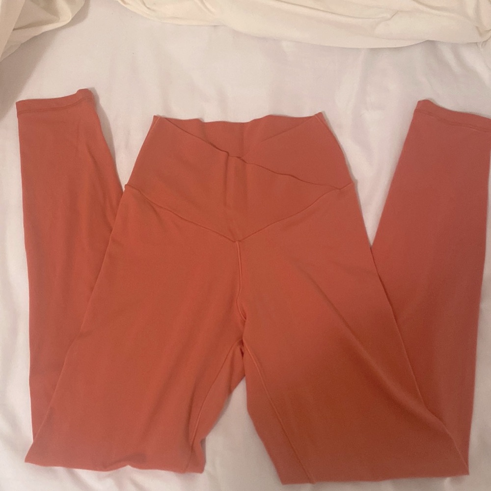 crosses on the waist
